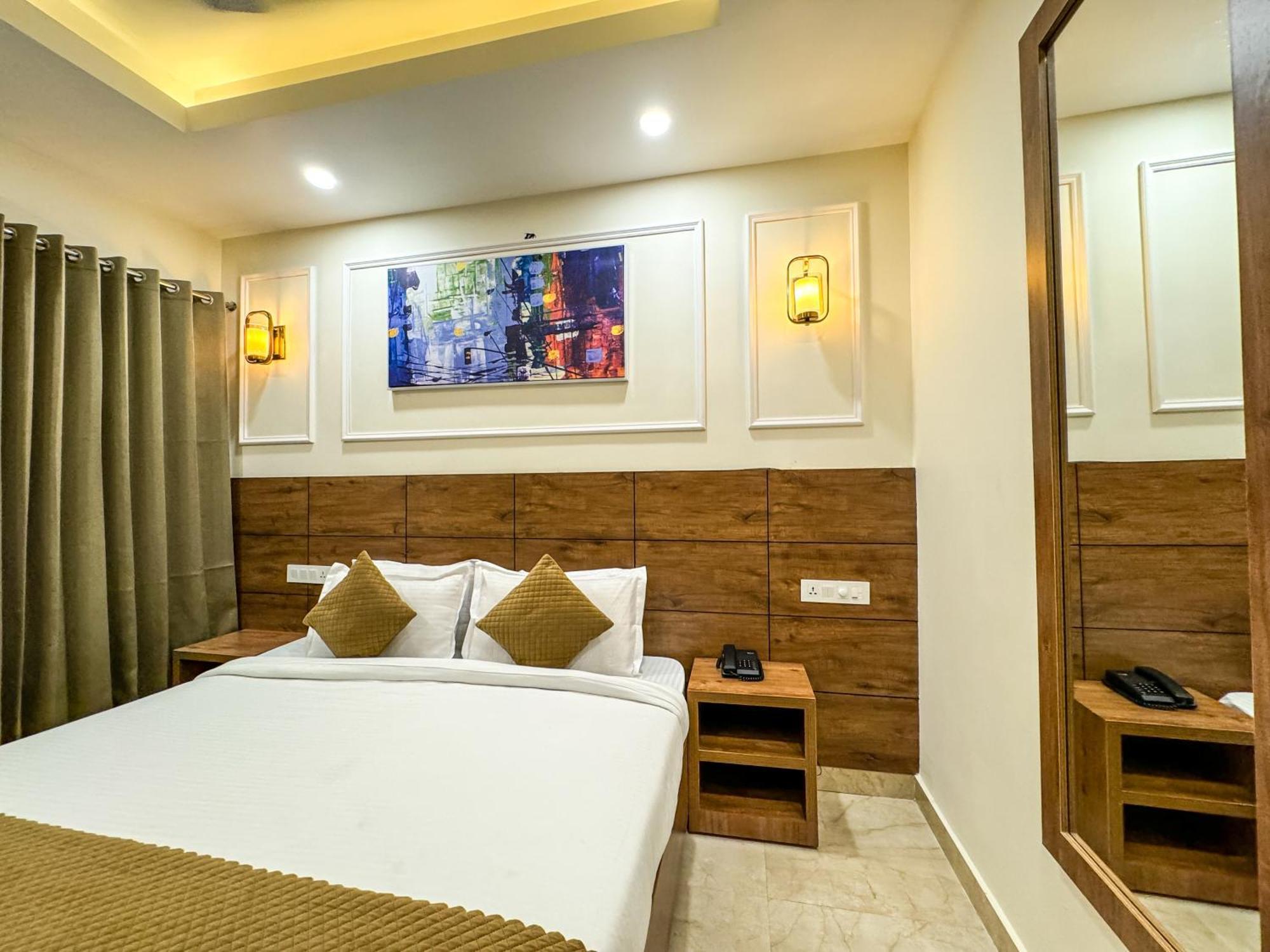 Hotel Nirvana Bliss, Behind Parmarth Niketan Rishīkesh Eksteriør billede